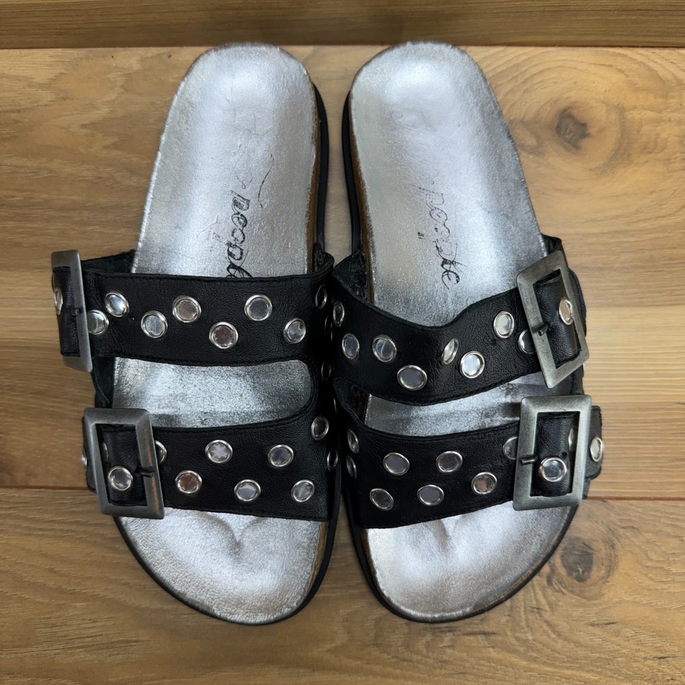 Free People Bali Sandals Womens 7 EU 37 Black Grommets Leather Slide